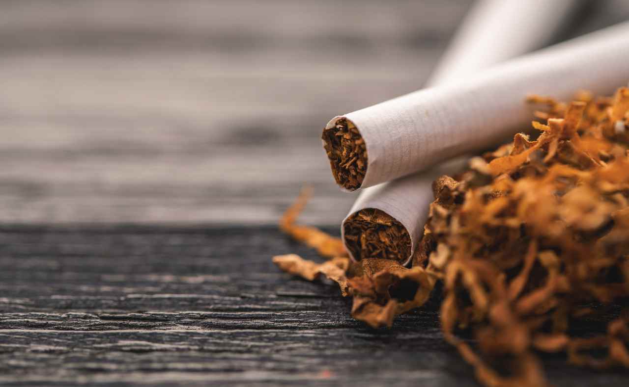 Manovra varata: aumento delle accise sul tabacco triciato sfuso. Aumenti sui tabacchi e sulle sigarette gennaio 2023
