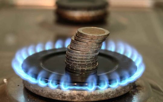 Nuovo metodo di calcolo dei consumi di luce e gas: la nuova proposta del Governo per risparmiare sulla bolletta e sui consumi