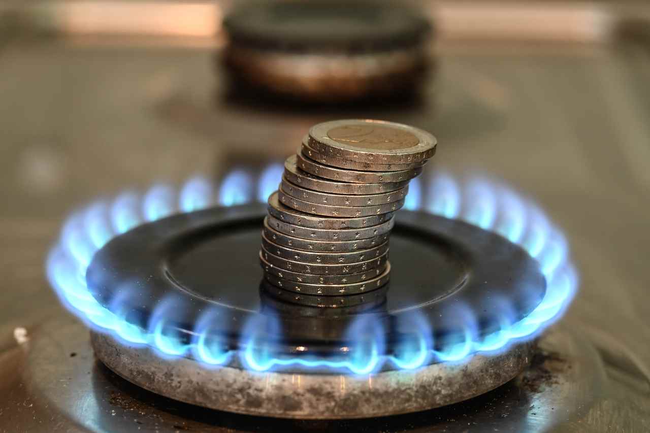 Nuovo metodo di calcolo dei consumi di luce e gas: la nuova proposta del Governo per risparmiare sulla bolletta e sui consumi