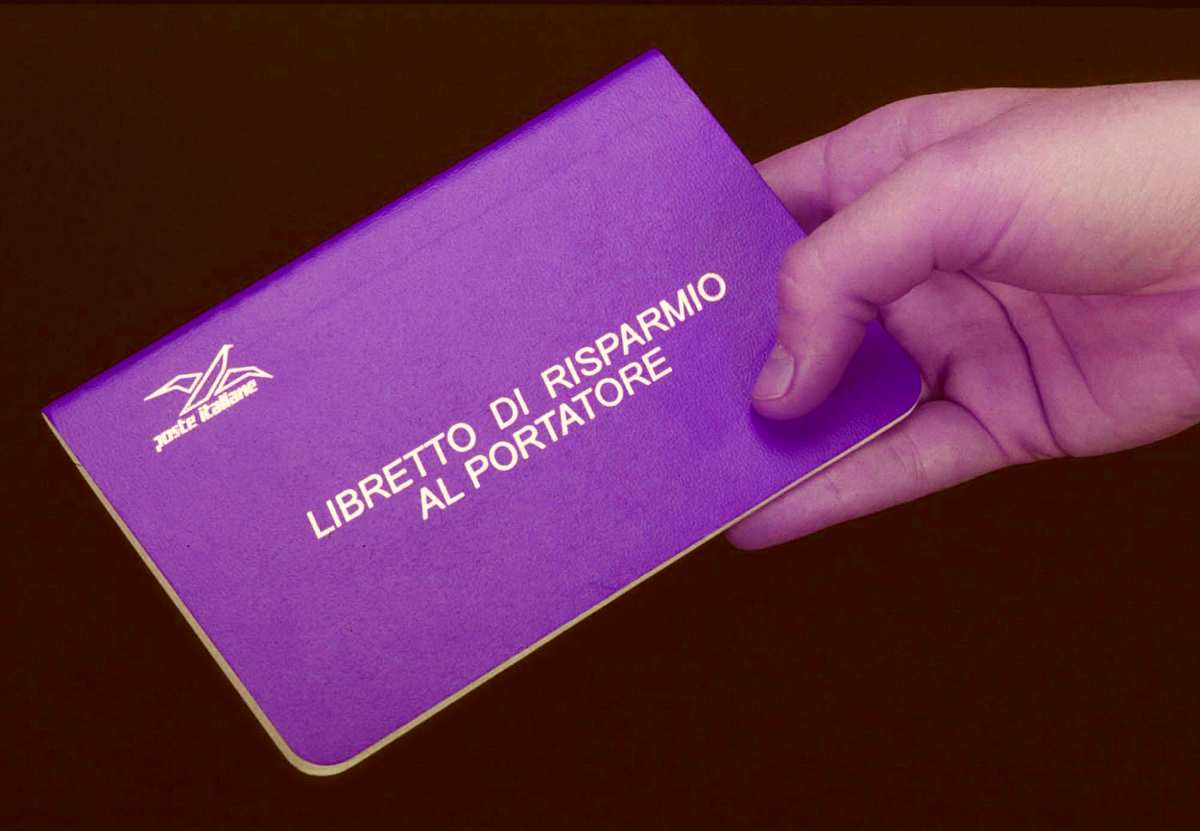 Libretto Postale: che cos'è e come aprirlo, vediamo insieme il più  conveniente - finanzamoney