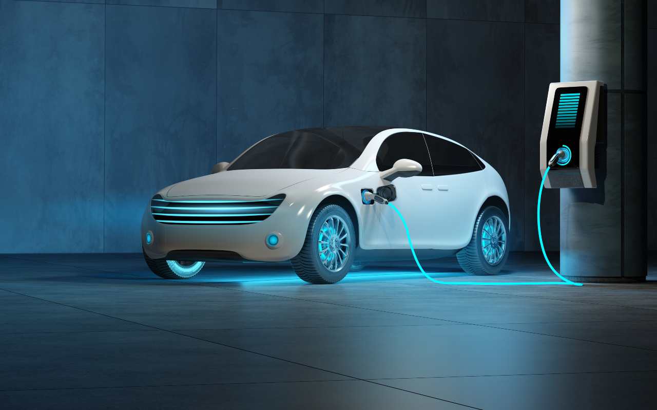 sconto bonus auto: ecobonus 2023 per automobili ibride ed elettriche
